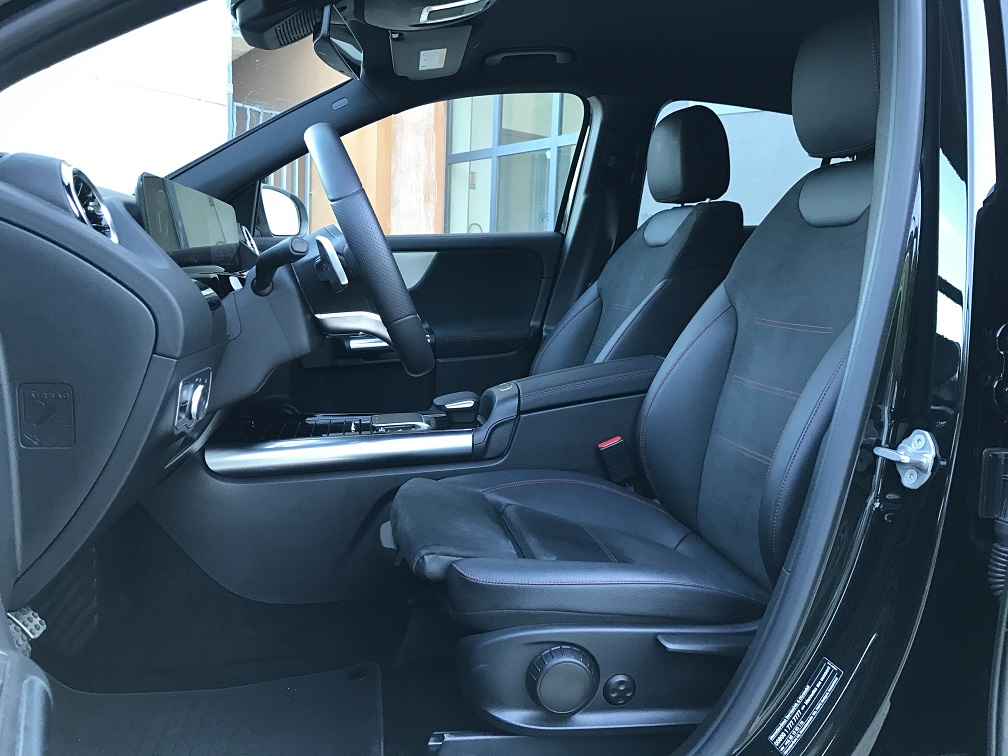 MERCEDES CLASSE GLA 200 AMG LINE 7G-DCT 163ch