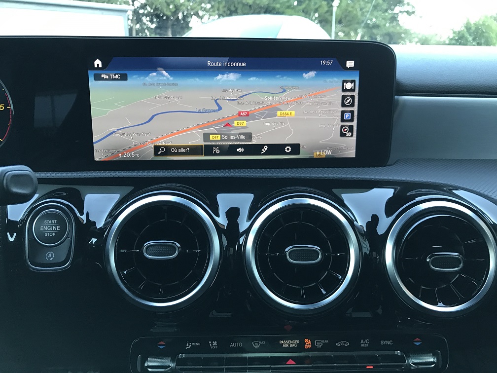 MERCEDES CLASSE A 200d 8G-DCT 150 ch AMG LINE