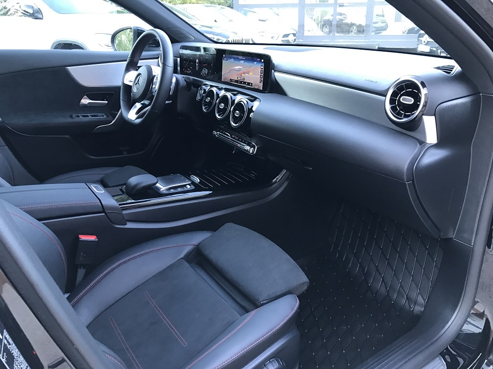 MERCEDES CLASSE A 200d 8G-DCT 150 ch AMG LINE